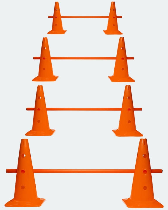4 x Ke­gel­hür­de 40 cm im Set mit Stan­ge 100 cm, in 4 Far­ben