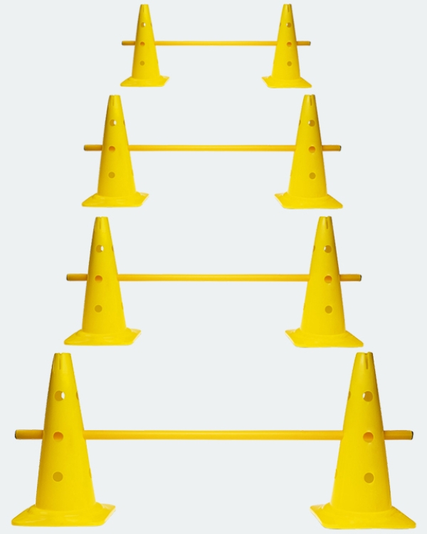 4 x Ke­gel­hür­de 40 cm im Set mit Stan­ge 100 cm, in 4 Far­ben