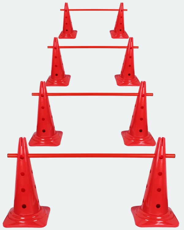4 x Ke­gel­hür­de 50 cm im Set mit Stan­ge 100 cm oder 180 cm, in 4 Far­ben